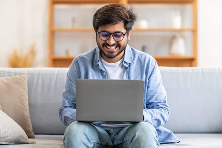 Melhore seu atendimento ao cliente: ferramentas e estratégias essenciais no ramo imobiliário