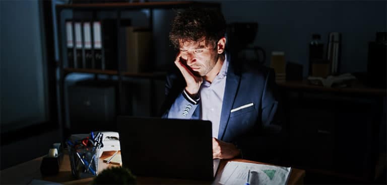Seu site imobiliário é um vendedor 24/7 ou um panfleto digital esquecido?