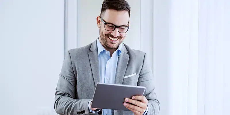 Como-os-softwares-de-gestão-financeira-estão-simplificando-a-rotina-das-imobiliárias