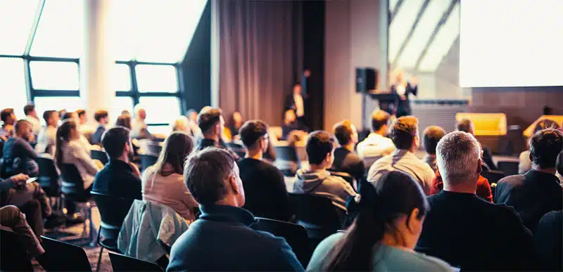 Como-usar-os-eventos-imobiliários-para-construir-networking